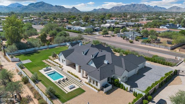 10229 N 64th Street, Paradise Valley, AZ 85253