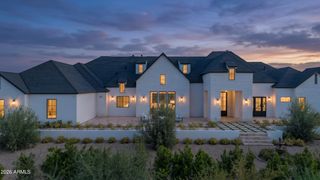 10229 N 64th Street, Paradise Valley, AZ 85253