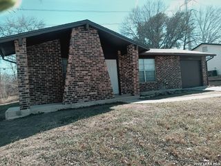 7526 Valley Oak, Live Oak, TX 78233