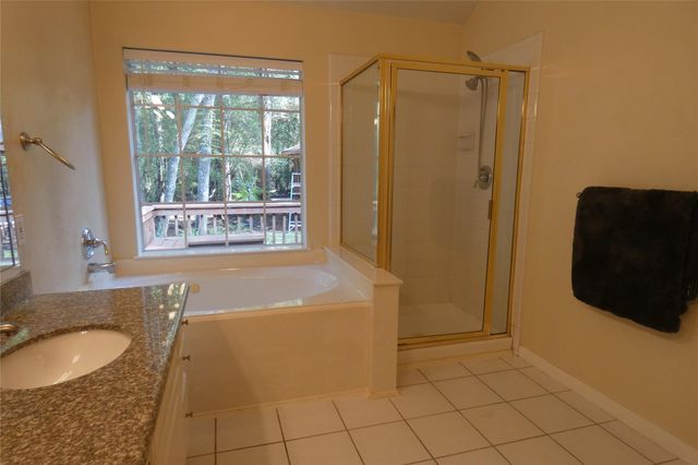 123 N Acacia Park Circle, The Woodlands, TX 77382