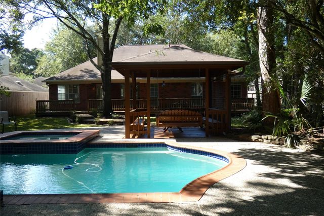 123 N Acacia Park Circle, The Woodlands, TX 77382