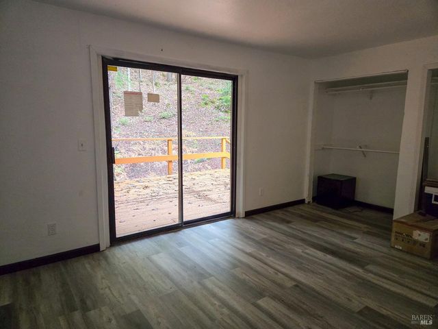 1946 Lupine Way, Willits, CA 95490