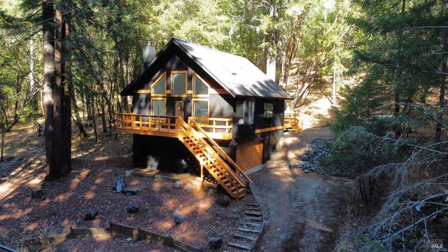 1946 Lupine Way, Willits, CA 95490