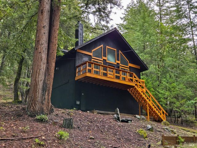 1946 Lupine Way, Willits, CA 95490