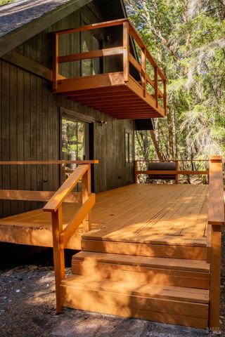 1946 Lupine Way, Willits, CA 95490