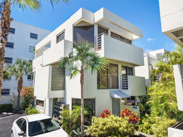 3044 SW 27th Ave 9, Miami, FL 33133