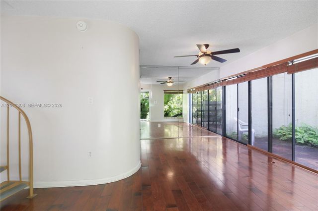 3044 SW 27th Ave 9, Miami, FL 33133