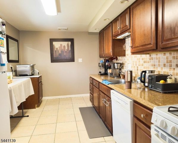 54 Tintle Ave, West Milford Twp., NJ 07480