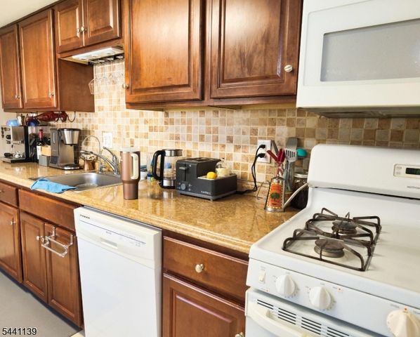 54 Tintle Ave, West Milford Twp., NJ 07480
