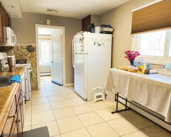 54 Tintle Ave, West Milford Twp., NJ 07480