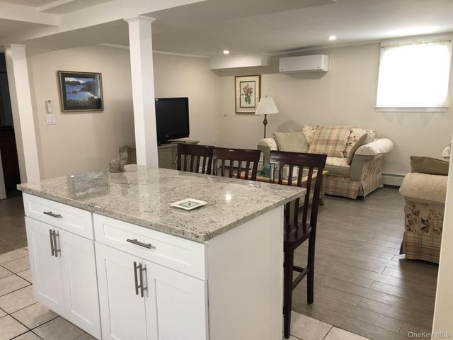 321 W Walnut Street 2, Long Beach, NY 11561