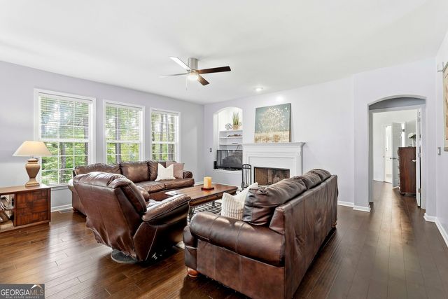 62 Greenview Drive, Newnan, GA 30265