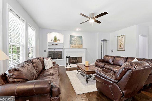 62 Greenview Drive, Newnan, GA 30265