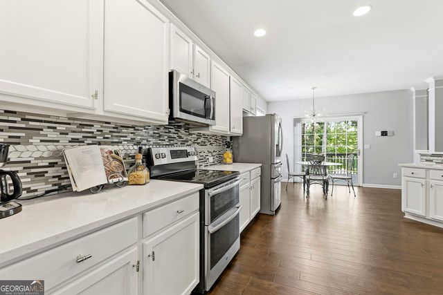 62 Greenview Drive, Newnan, GA 30265