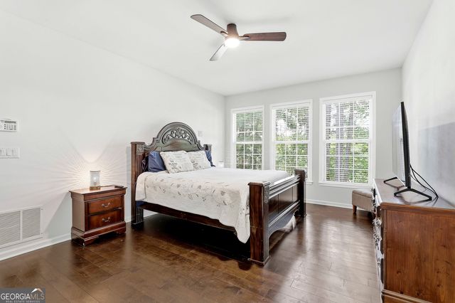 62 Greenview Drive, Newnan, GA 30265