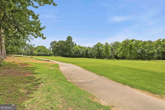 62 Greenview Drive, Newnan, GA 30265