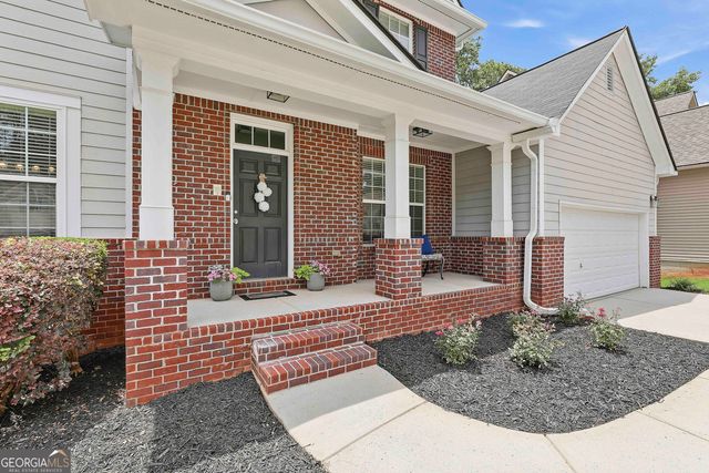 62 Greenview Drive, Newnan, GA 30265