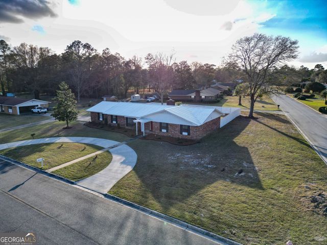 185 Pierce Street, Jesup, GA 31545