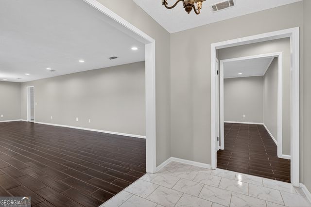 185 Pierce Street, Jesup, GA 31545