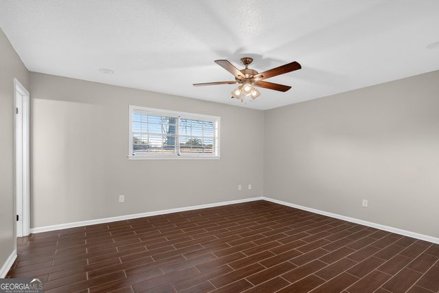 185 Pierce Street, Jesup, GA 31545