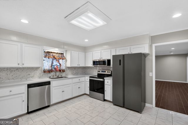 185 Pierce Street, Jesup, GA 31545