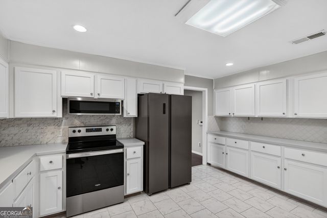 185 Pierce Street, Jesup, GA 31545