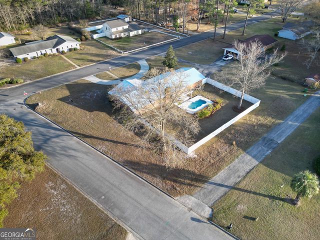 185 Pierce Street, Jesup, GA 31545