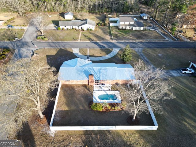 185 Pierce Street, Jesup, GA 31545