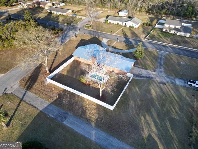 185 Pierce Street, Jesup, GA 31545