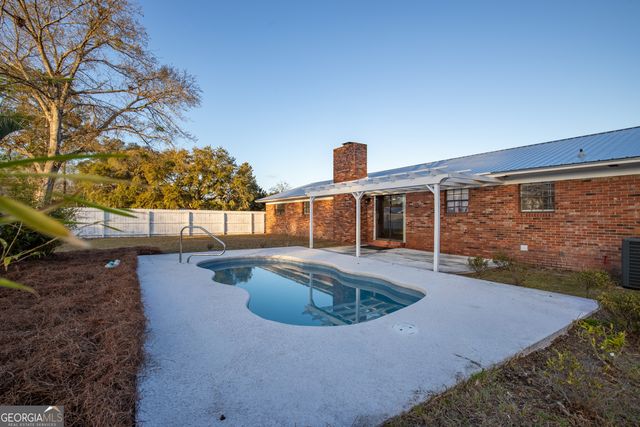 185 Pierce Street, Jesup, GA 31545