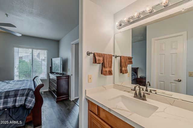 1825 W RAY Road W 1054, Chandler, AZ 85224