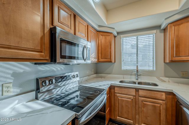 1825 W RAY Road W 1054, Chandler, AZ 85224