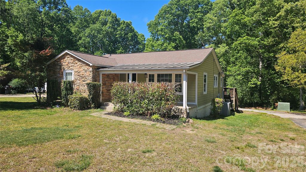 130 Pine State Road, Troutman, NC 28166