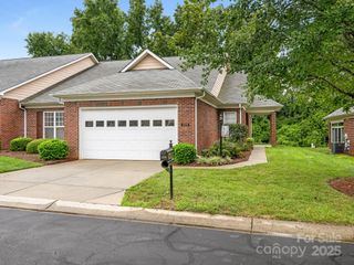 3729 Oak View Court, Matthews, NC 28105