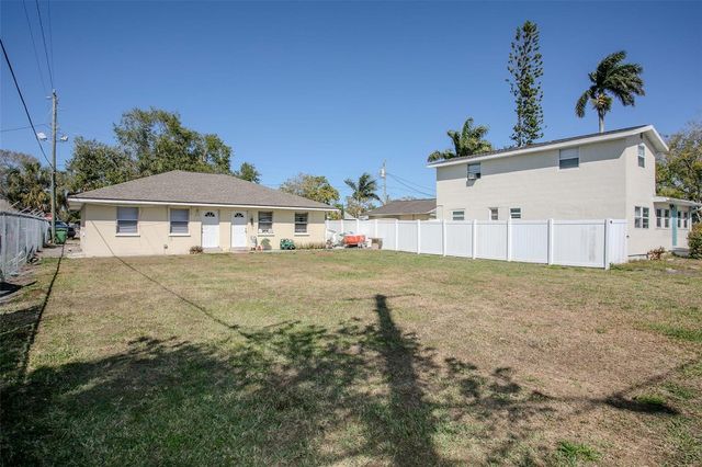 810 21ST AVENUE W, Bradenton, FL 34205