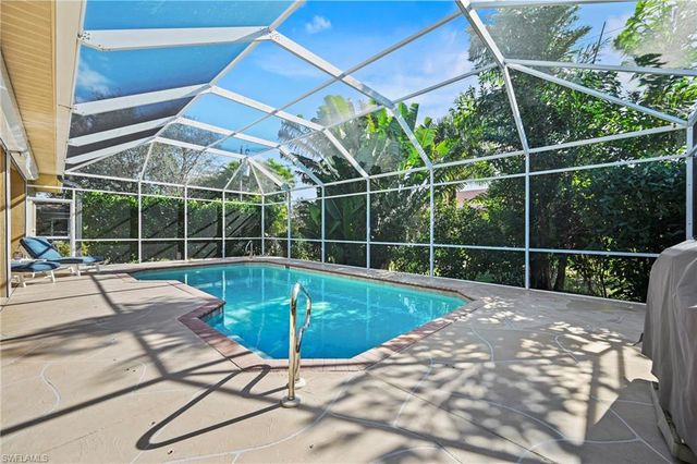 10630 Woodchuck LN, Bonita Springs, FL 34135