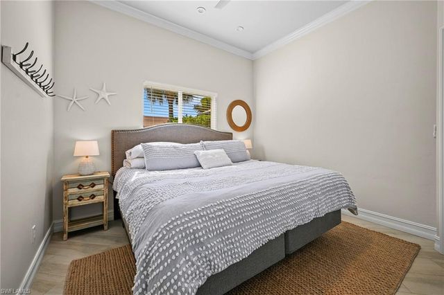 10630 Woodchuck LN, Bonita Springs, FL 34135