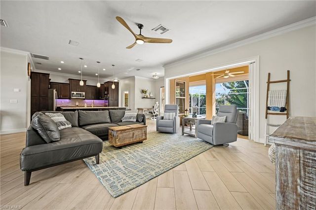 10630 Woodchuck LN, Bonita Springs, FL 34135