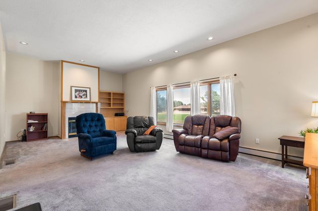 607 Willowbrook Lane, Belen, NM 87002
