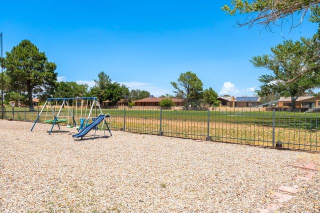 607 Willowbrook Lane, Belen, NM 87002