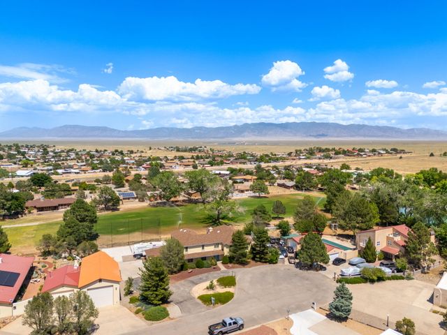 607 Willowbrook Lane, Belen, NM 87002