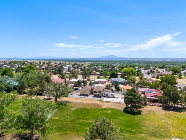 607 Willowbrook Lane, Belen, NM 87002