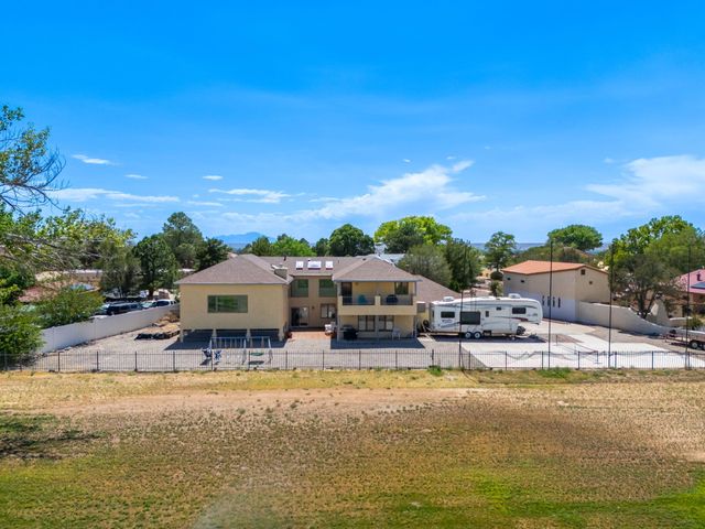 607 Willowbrook Lane, Belen, NM 87002
