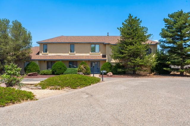 607 Willowbrook Lane, Belen, NM 87002