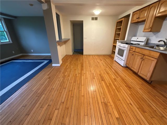 7 Clearview Avenue, Parma, NY 14468