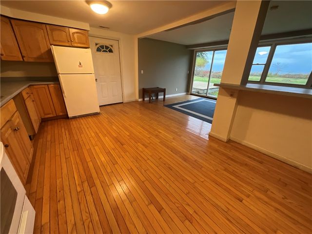 7 Clearview Avenue, Parma, NY 14468