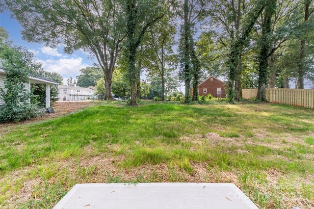 3719 Davis Avenue, Charlotte, NC 28208