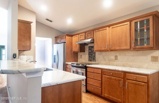 1325 FAIRWAY VILLAGE Drive, Fleming Island, FL 32003