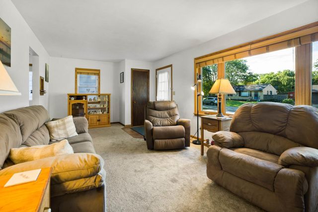 1303 26th Street SE, Rochester, MN 55904