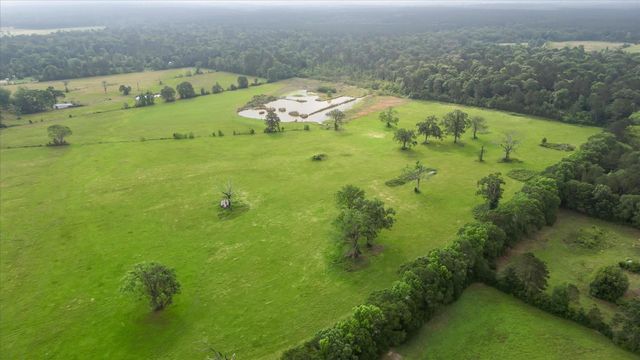 2760 Stringtown Road, Shepherd, TX 77371